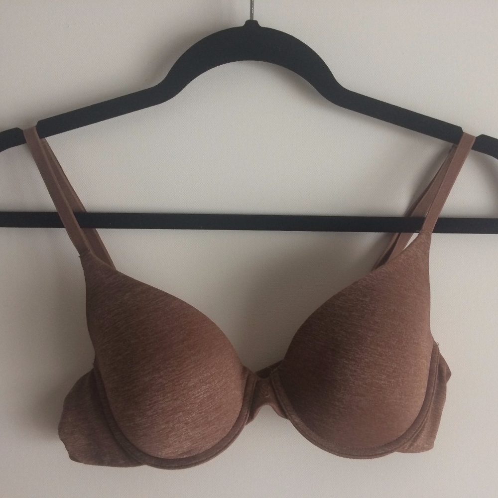 Victoria's Secret Uplift Semi Demi Bra 34B